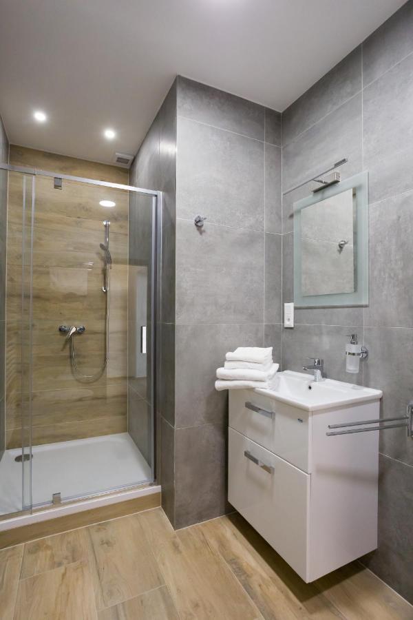 Luxusni Velky Apartman S Terasou V Centru Litomysle Ngoại thất bức ảnh