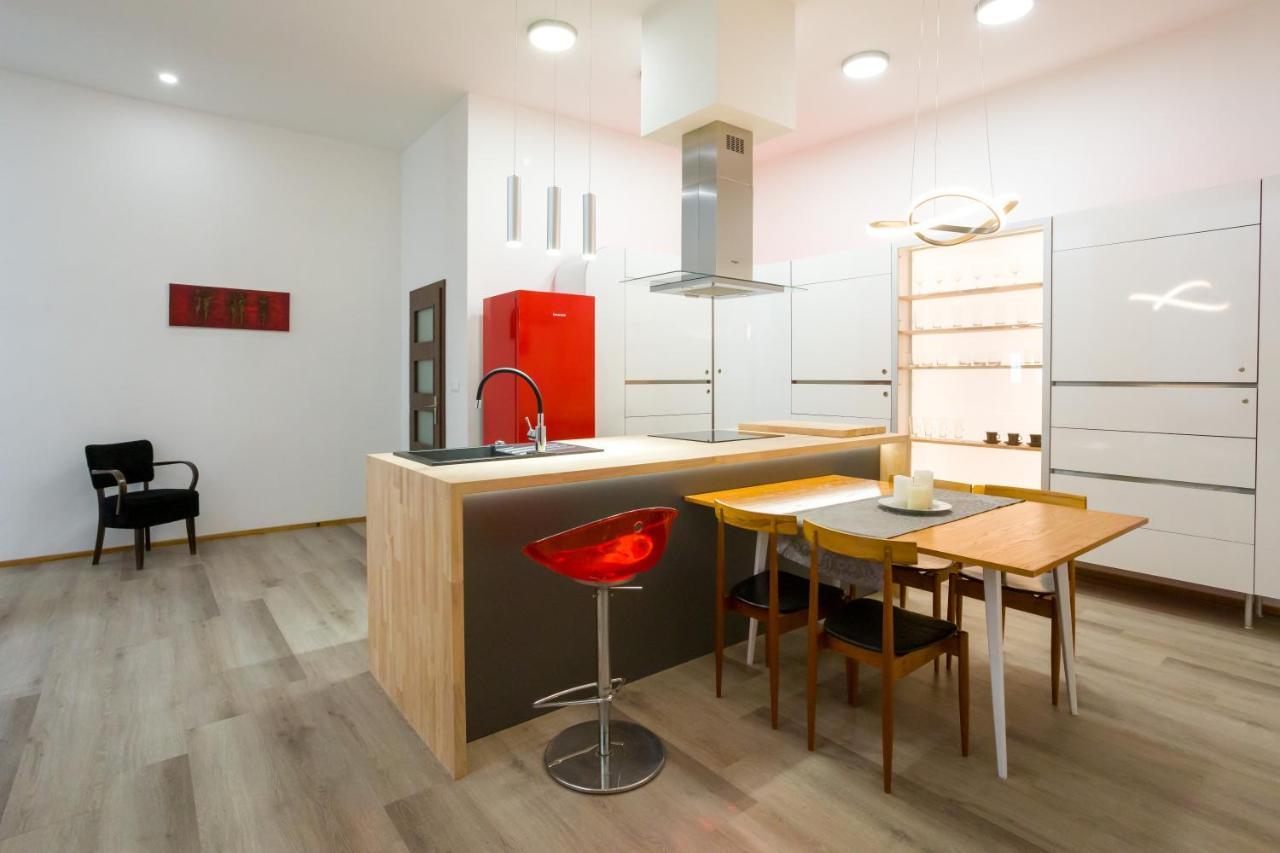Luxusni Velky Apartman S Terasou V Centru Litomysle Ngoại thất bức ảnh