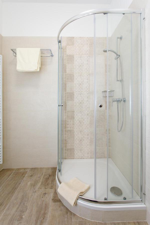 Luxusni Velky Apartman S Terasou V Centru Litomysle Ngoại thất bức ảnh